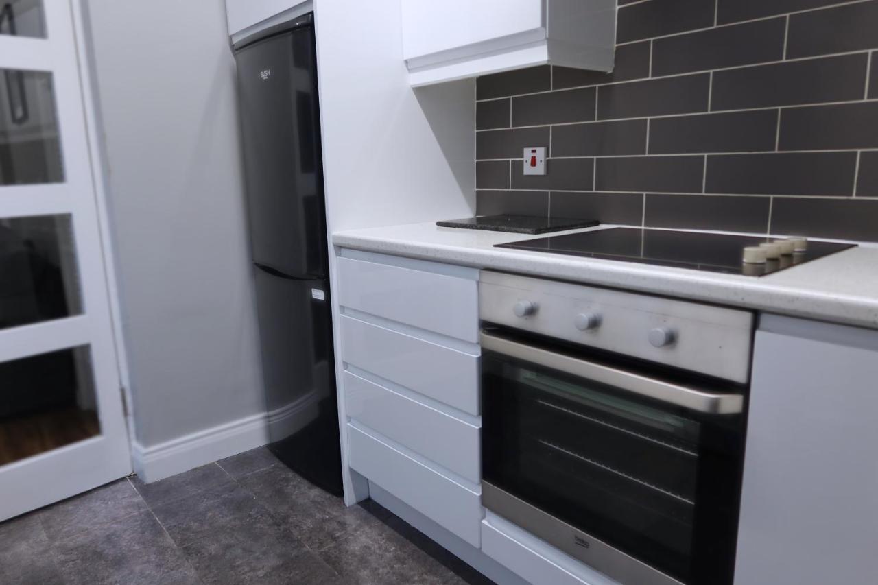 Broadway Belfast! Central Location! Sleeps 6! Buitenkant foto