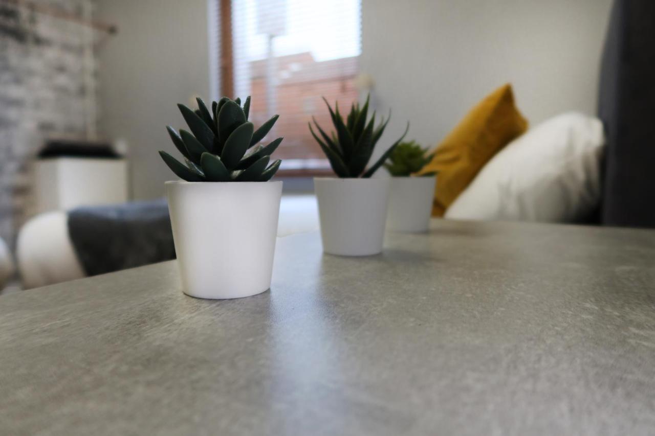 Broadway Belfast! Central Location! Sleeps 6! Buitenkant foto