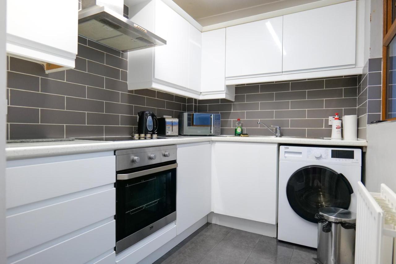 Broadway Belfast! Central Location! Sleeps 6! Buitenkant foto